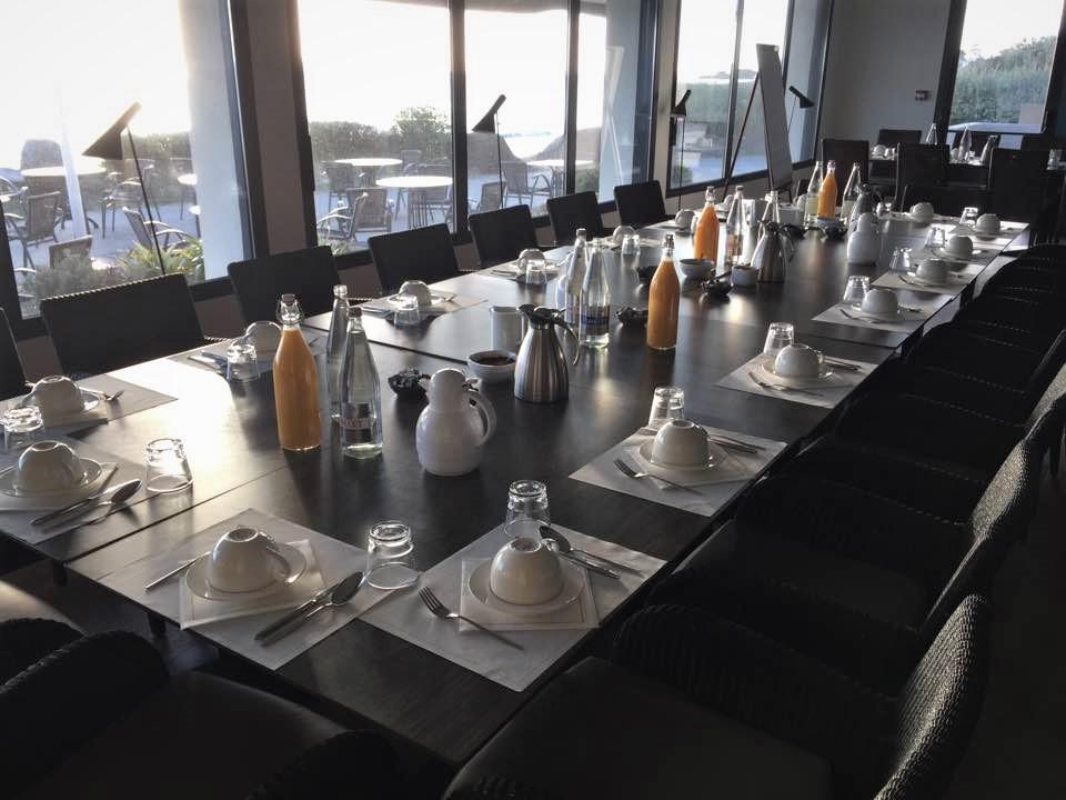 Logis Hotel & Restaurant Les Mouettes - Larmor Plage, Proche De Lorient Exterior photo