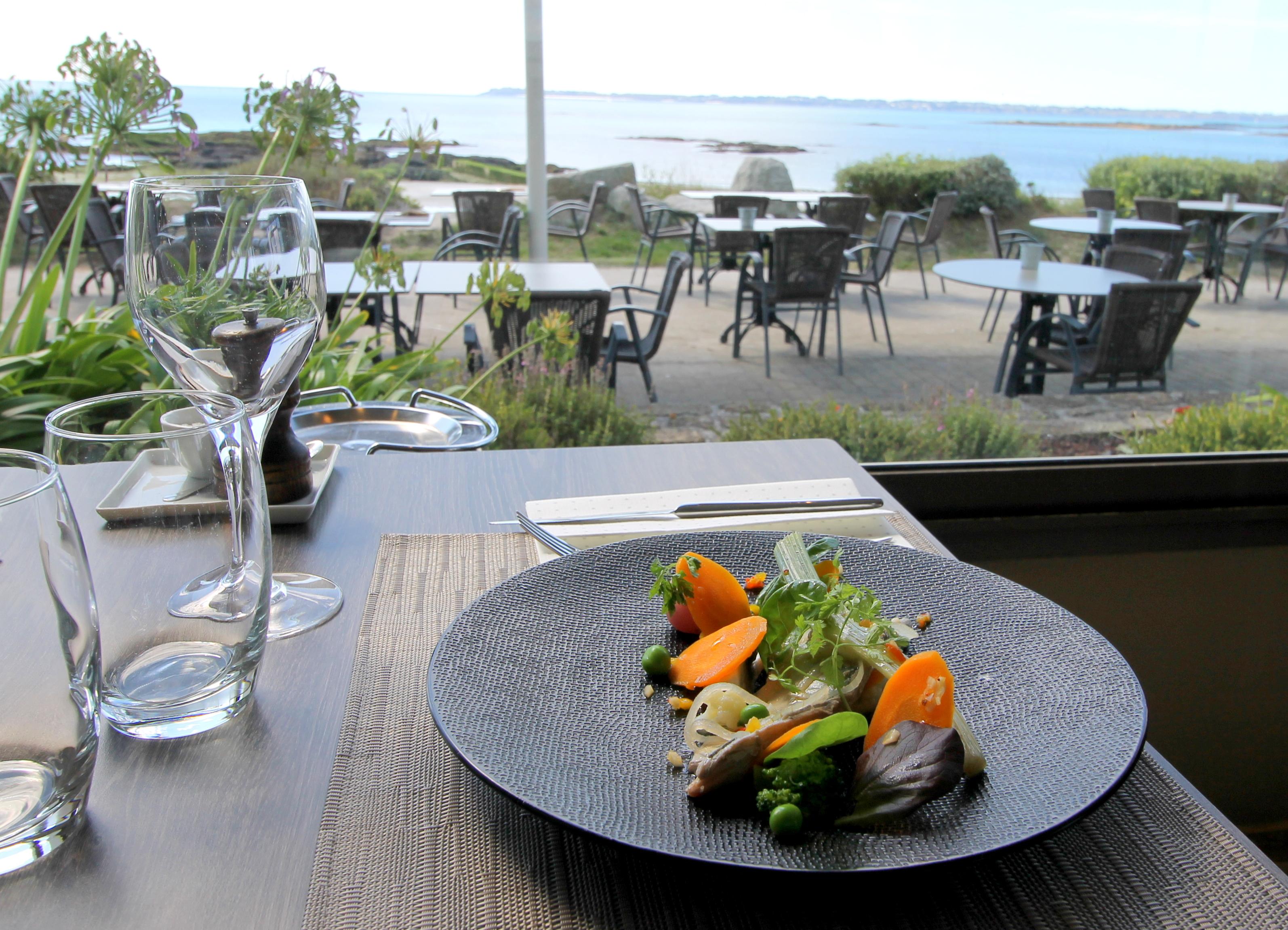 Logis Hotel & Restaurant Les Mouettes - Larmor Plage, Proche De Lorient Exterior photo